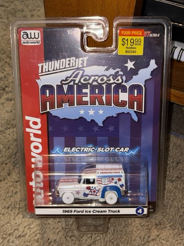 Auto world thunder jet across - thunder,